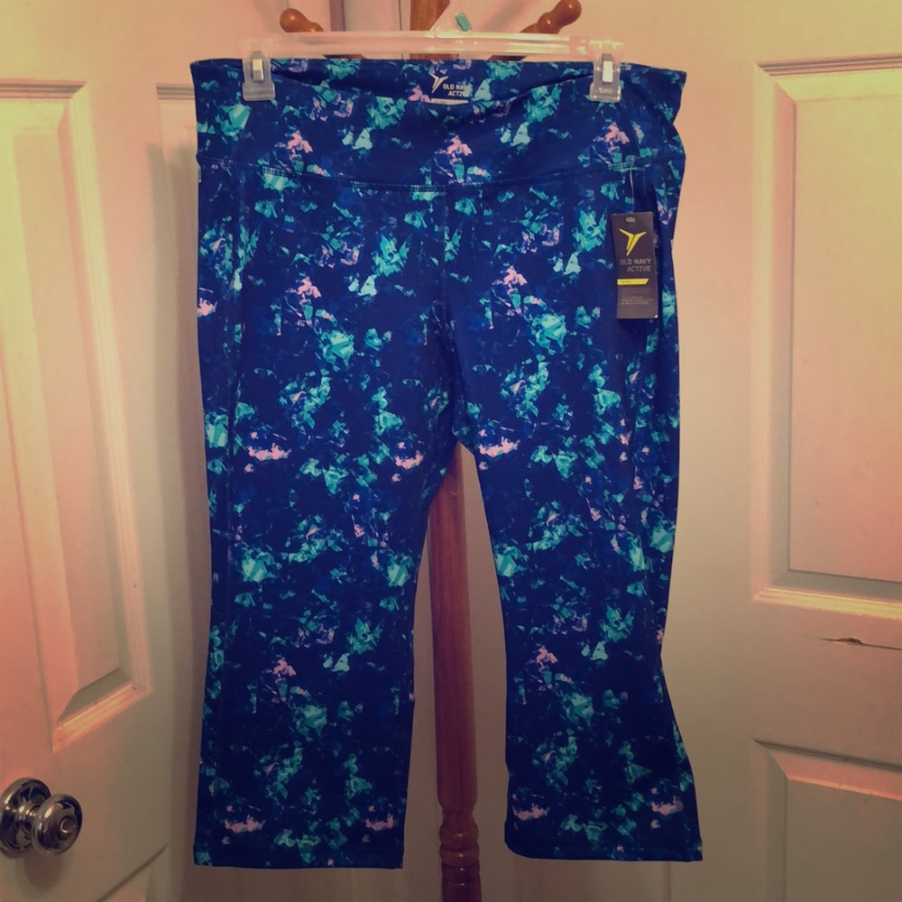 Old Navy Compression Workout Capri